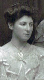 Anna Hotchkis at the beginning of her life